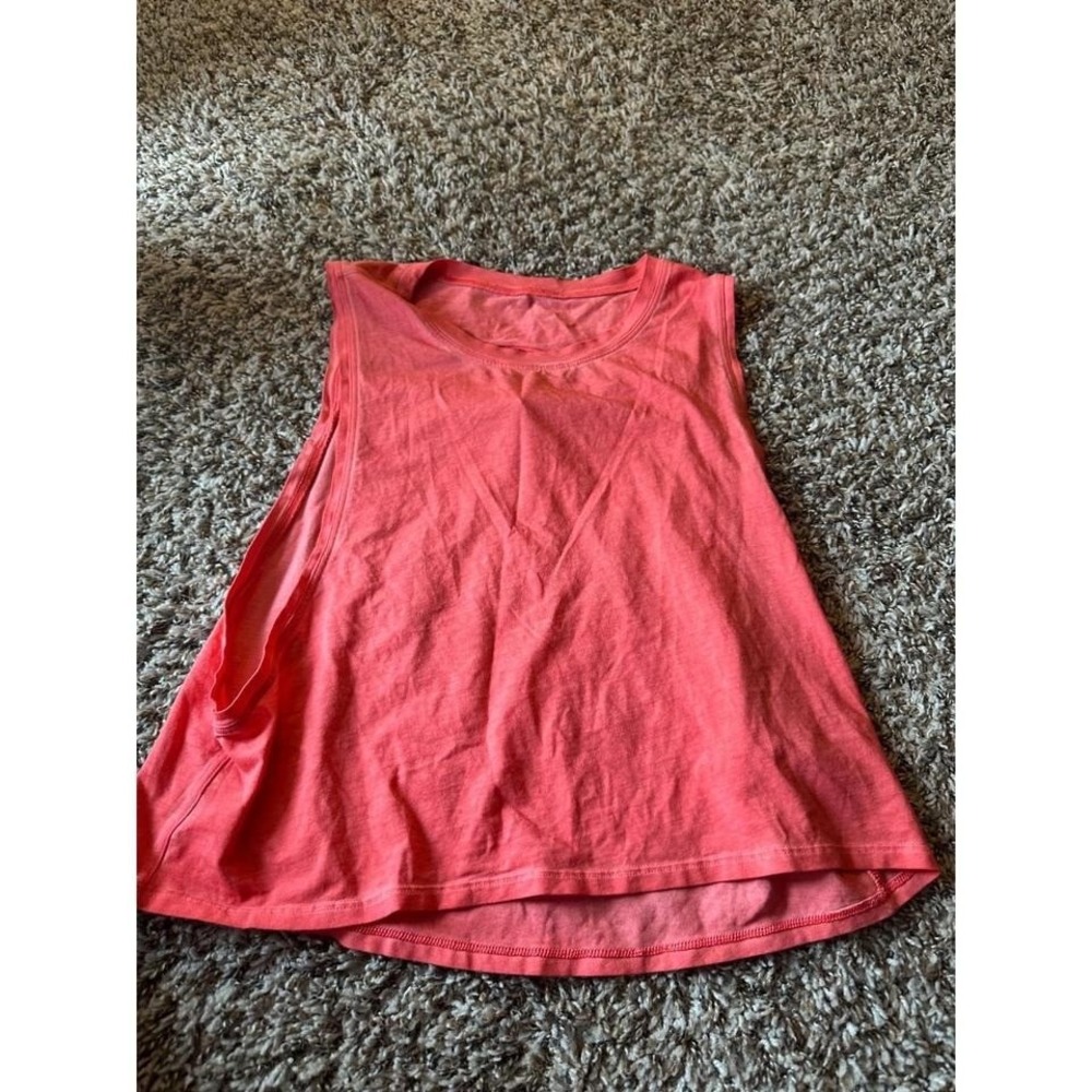 Lululemon Tank Top Cut Out Back Sleeveless Athletic Coral Size 6